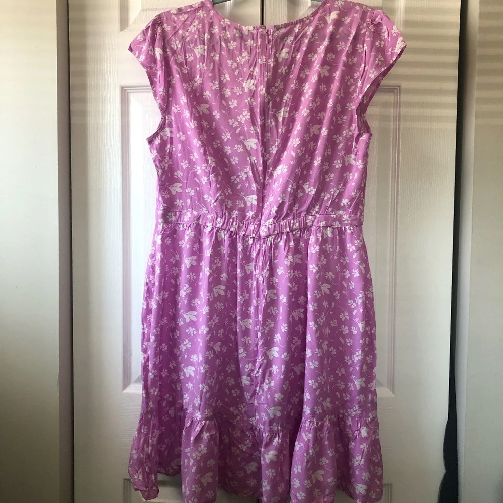 J. Crew Ruffle-front mini dress in soft rayon bubblegum floral Sz 12 J039-12 - Picture 6 of 9